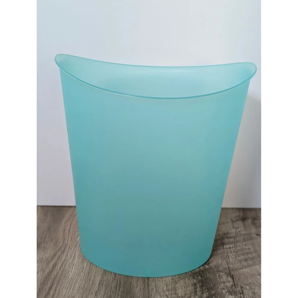 Sterilite Teal Blue Plastic Wastebasket Small Trash Can Bathroom Office 1031